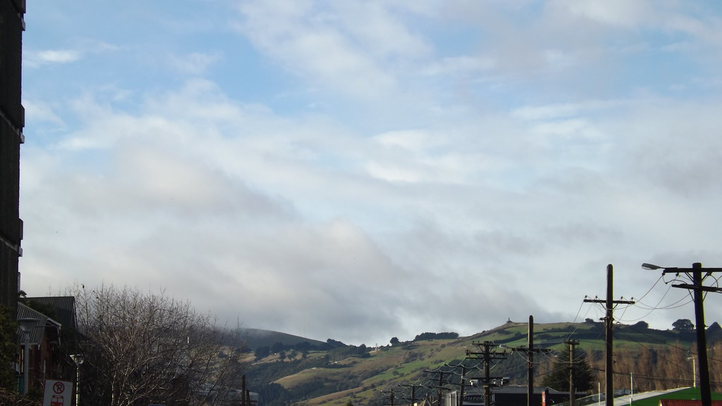 Blue skies in winter? Proof that Dunedin does have blue sk… Flickr