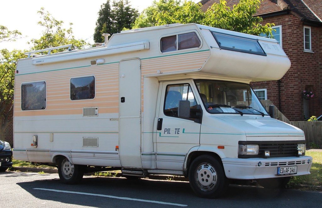 ED AF 146 Peugeot J5 TurboD Pilote R580 camper from German… Flickr