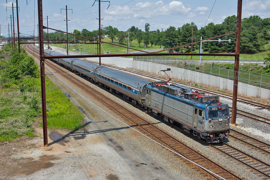 Keystone Amtrak Keystone Service train 650 cruises into Mi… Flickr