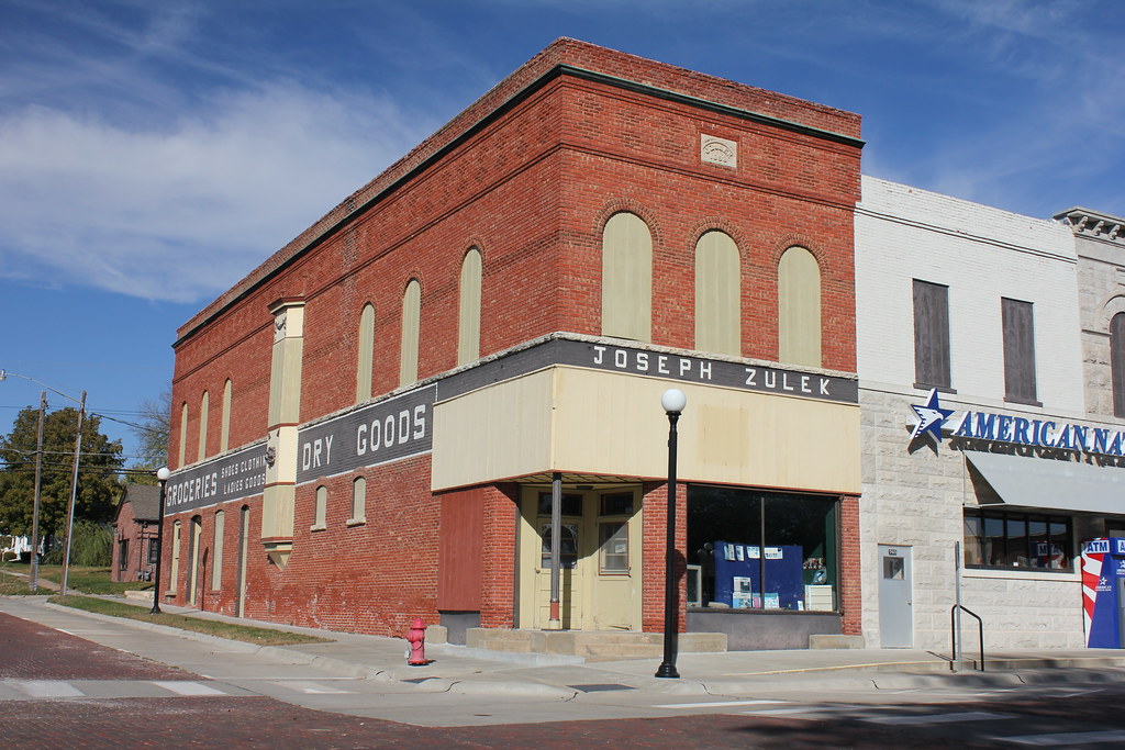 Joseph Zulek Building Humboldt, NE Built in 1898 by dry … Flickr
