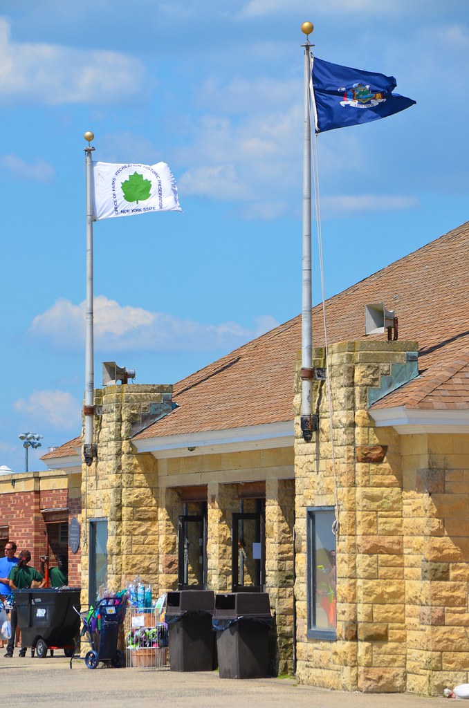 Jones Beach Field 2 Bath House Joe Shlabotnik Flickr