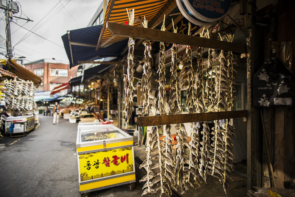 Jungbu dried fish market(中部市場), seoul 12nov2016, leica mp2… Flickr