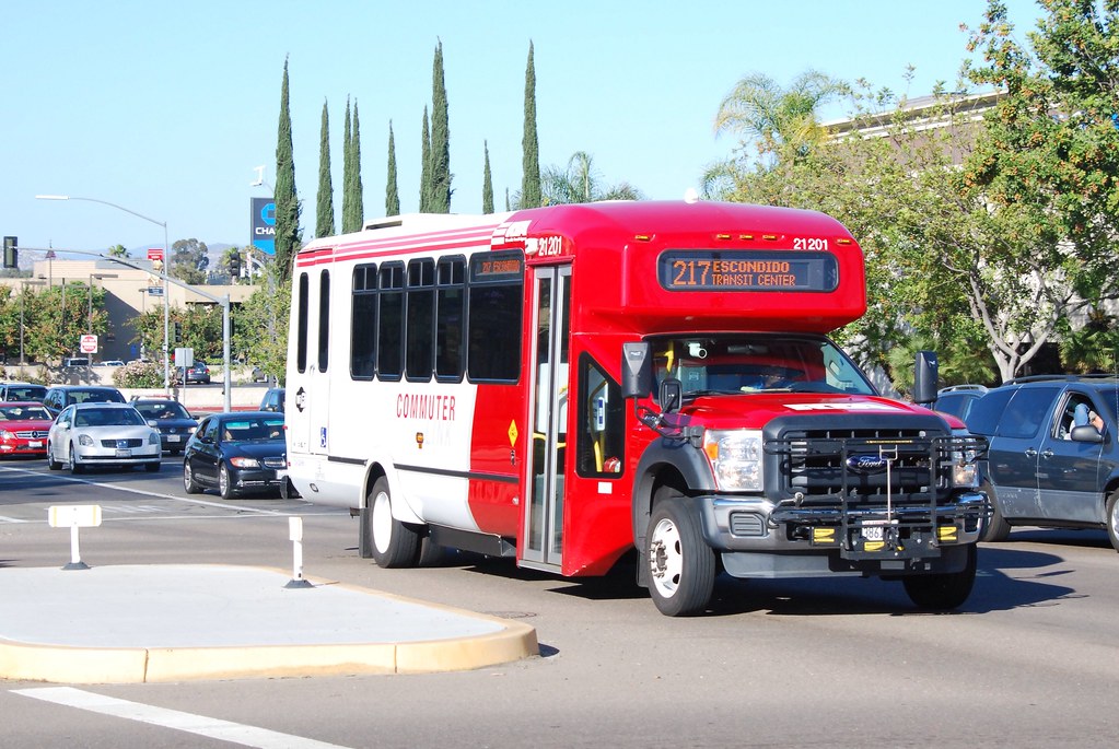 RTA Commuter Link Riverside Transit Agency Ford minibus in… Flickr