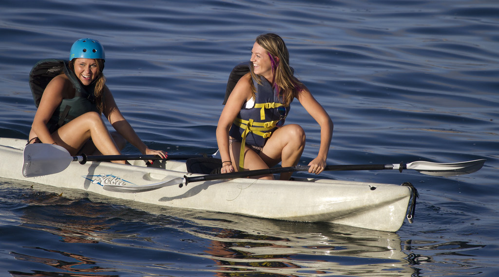 Girls kayaking in La Jolla Cove a photo on Flickriver