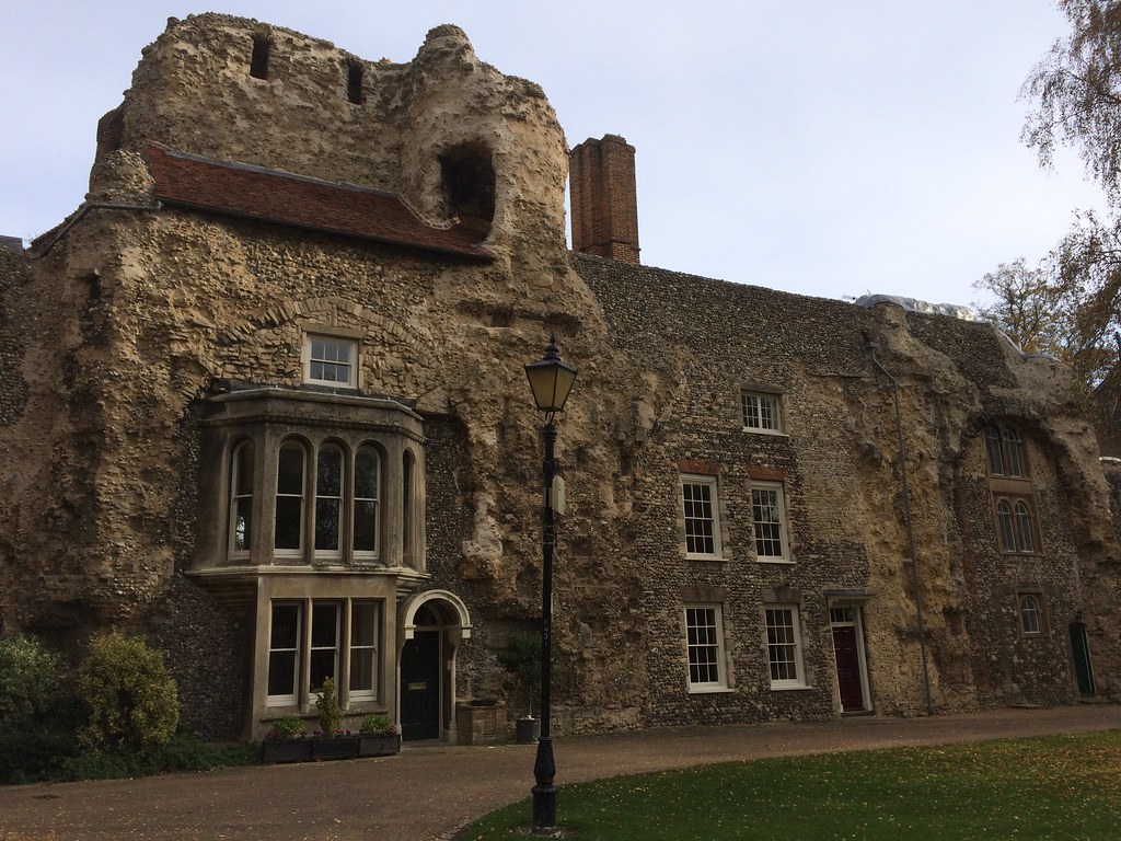 Bury St Edmunds Post medieval houses built into the wall … Flickr