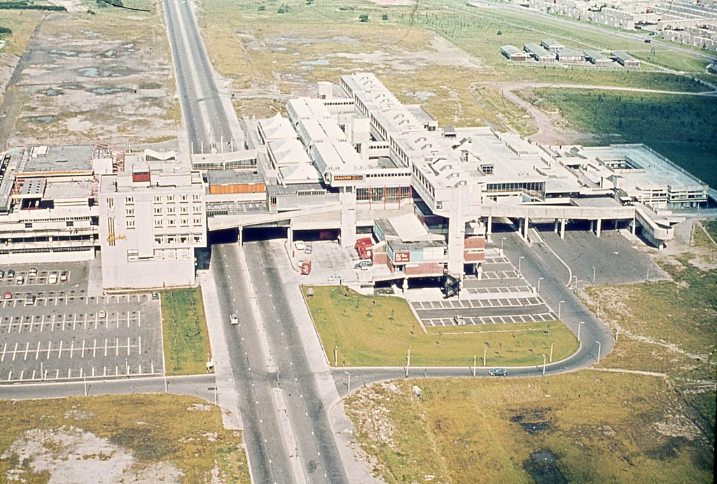 Aerial View of Cumbernauld Town Centre Photos, sketches, t… Flickr