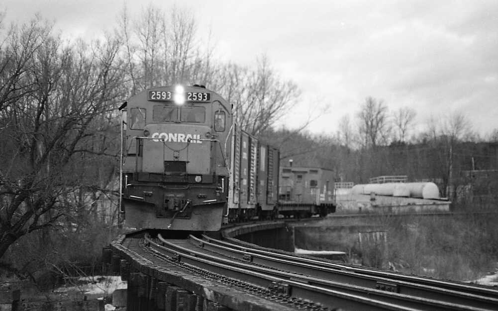Conrail 2593 Potsdam NY 1980 Northbound Canton Switcher on… Flickr
