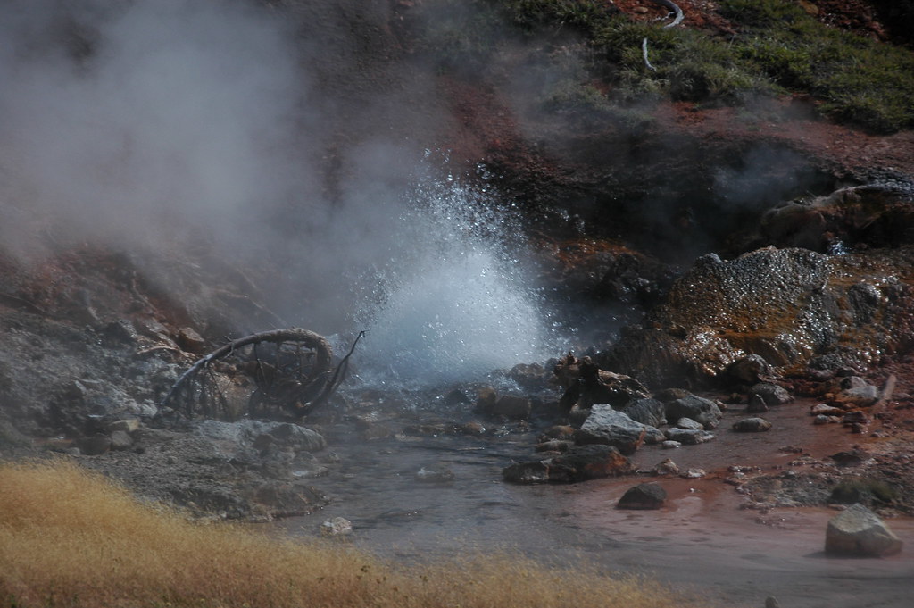 Blood Geyser (10 August 2011) 4 a photo on Flickriver