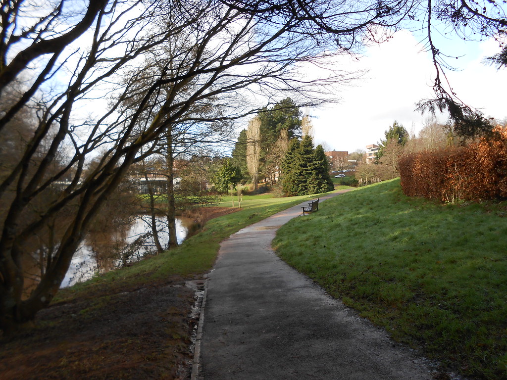 Hoopern Valley Ponds A view of the winding path alongside … Flickr