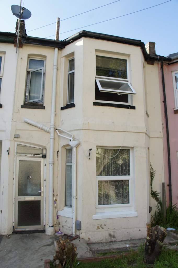 20 Carnarvon Road, Bournemouth, Dorset North sid… Alwyn