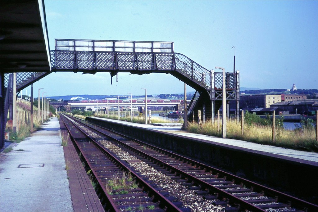 67 415 250867 Lancaster Scale Hall Station As far as I am … Flickr