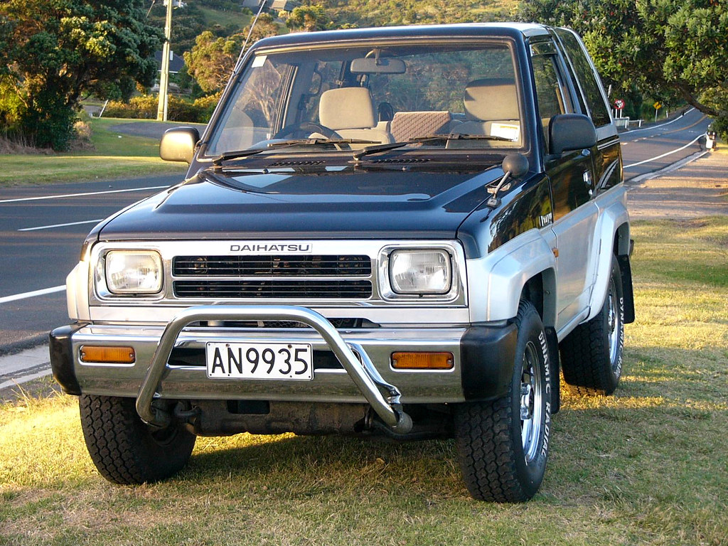 Daihatsu Rocky SX Limited 1992 1992 Daihatsu Rocky SX Limi… Flickr