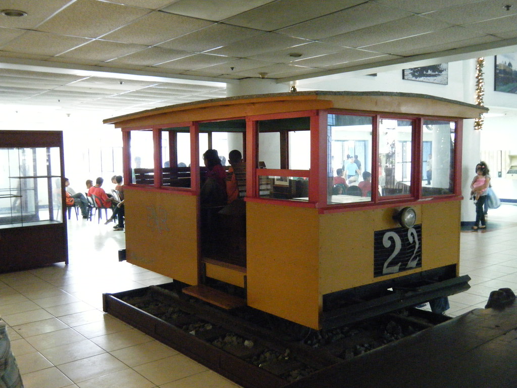 PNR Buda Railcar 22 Buda Railcar preserved inside Tutuban … Flickr