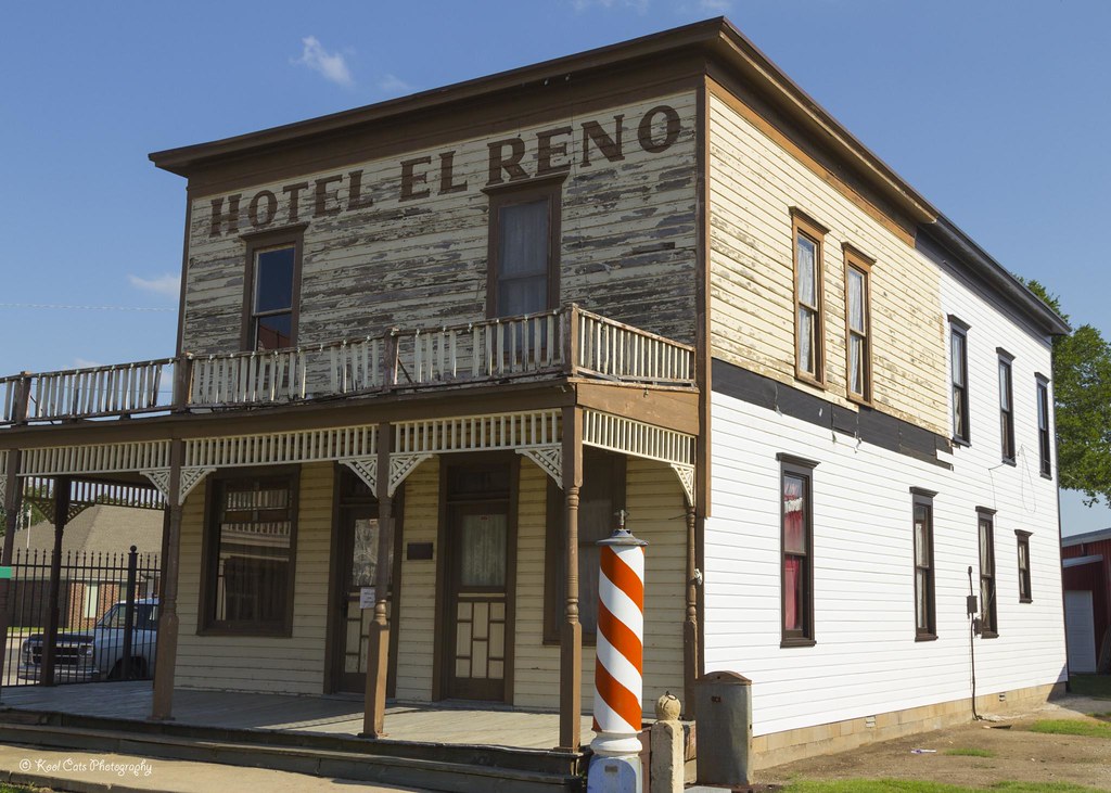 Hotel El Reno Historic hotel in El Reno, Oklahoma. Canadia… Flickr