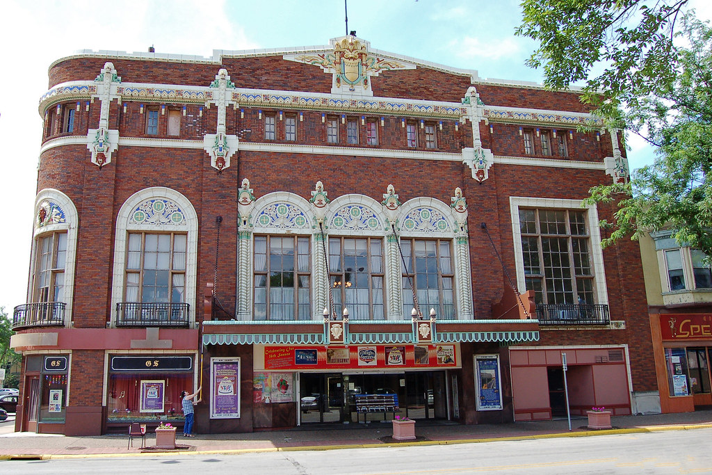 Illinois, Rock Island, Fort Armstrong Theatre (8,182) Flickr