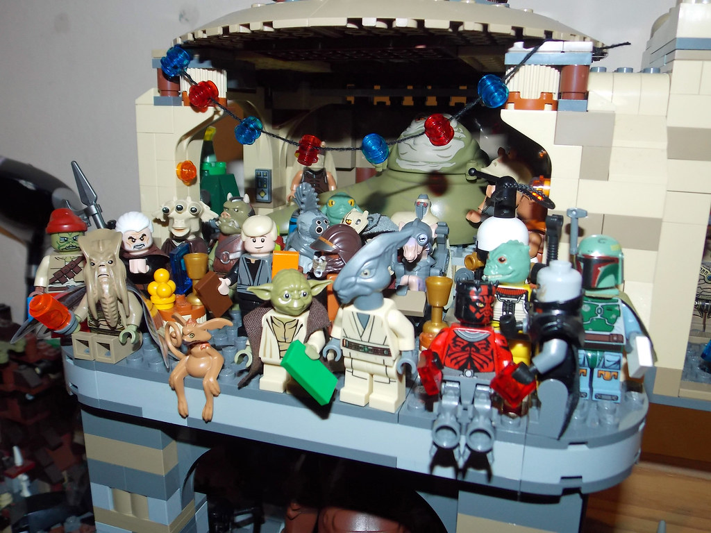 LEGO Star Wars Jabba's Palace Christmas Party closeup Flickr