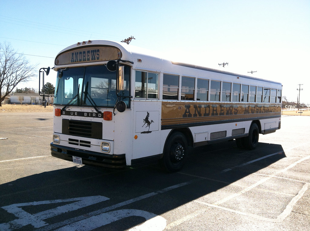 Andrews Mustangs Blue Bird TC2000 FE | This 1991 Blue Bird T… | Flickr