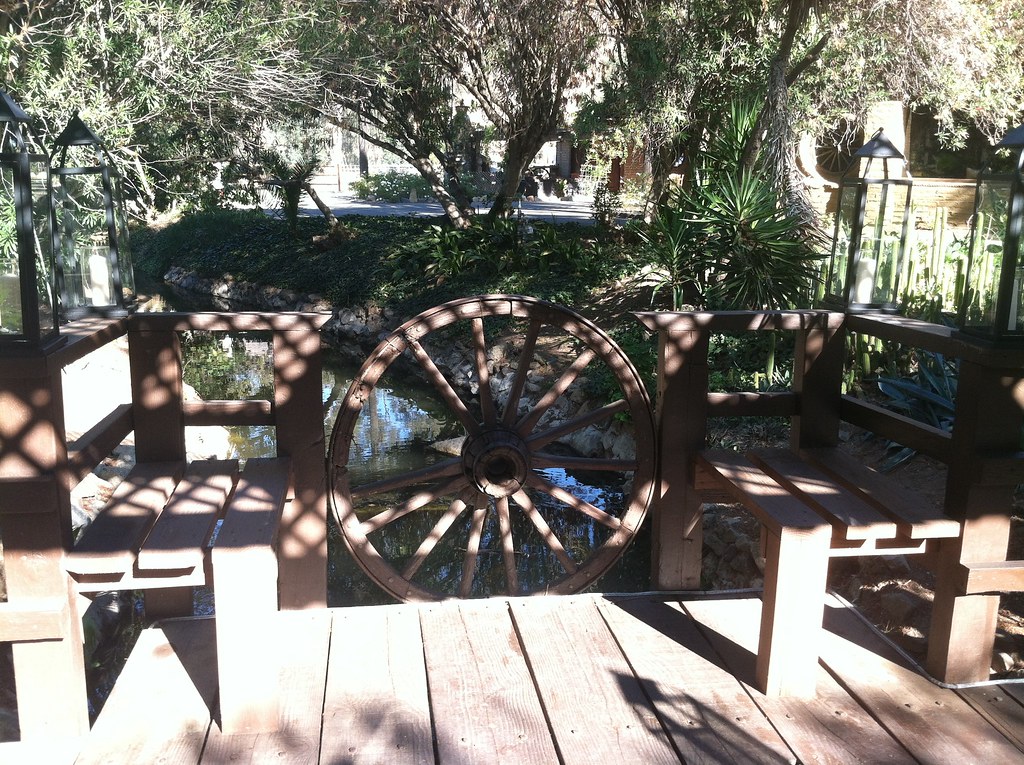 Wagon Wheel Bridge Seat For relaxing by the stream with an… Flickr