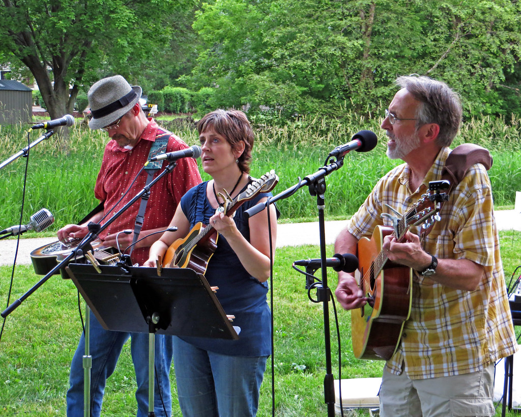 Eken Park Picnic 2013 037 The annual Eken Park Neighborhoo… Flickr