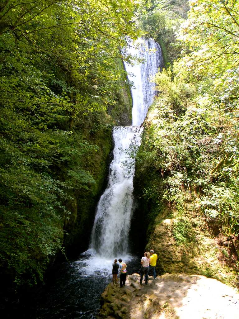 Bridal Veil falls On the road that goes past all the water… Flickr