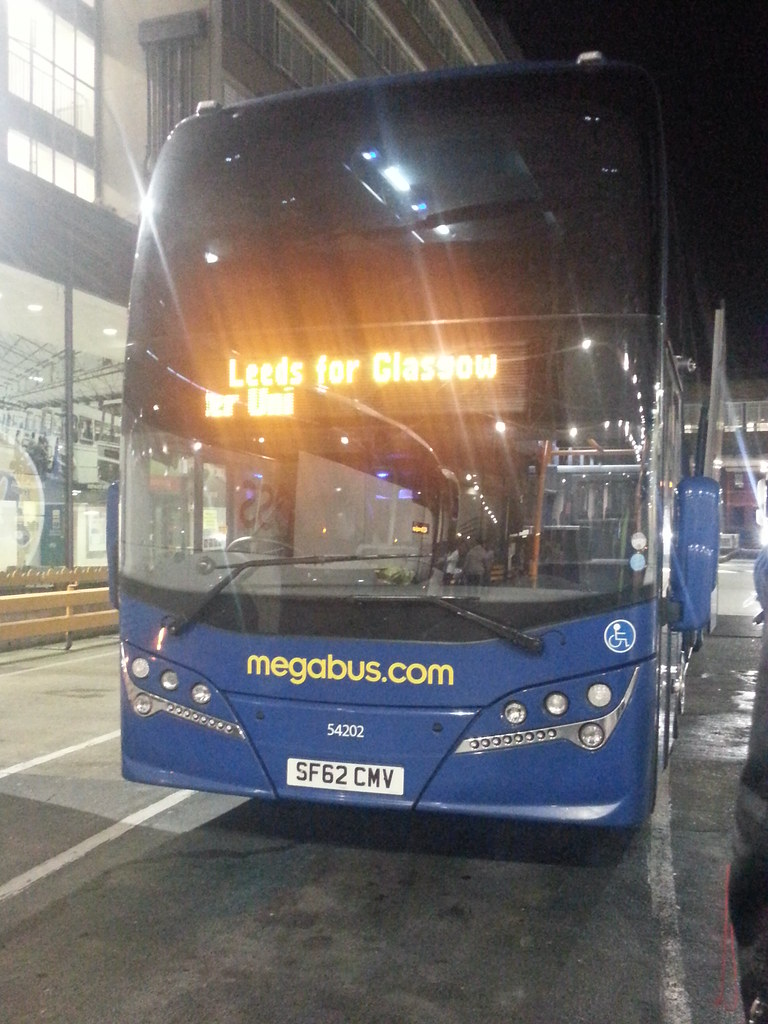megabus 54202 my coach home from london at 1am Gaz's Bus Pics Flickr
