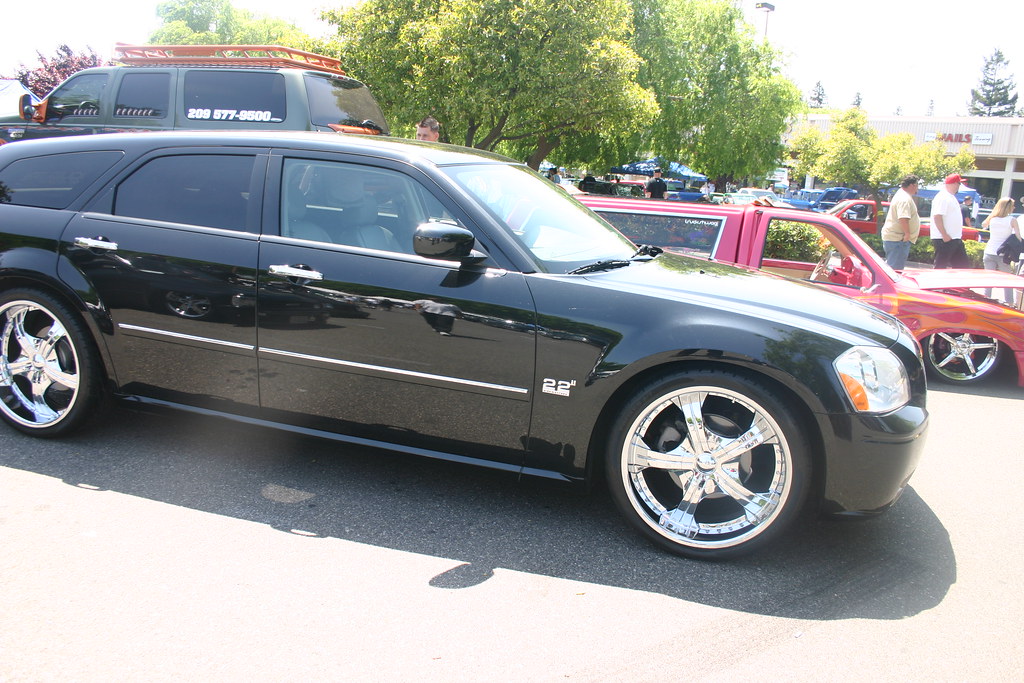 Dodge Magnum Modesto Truck Show 04/29/2006 Nicholas