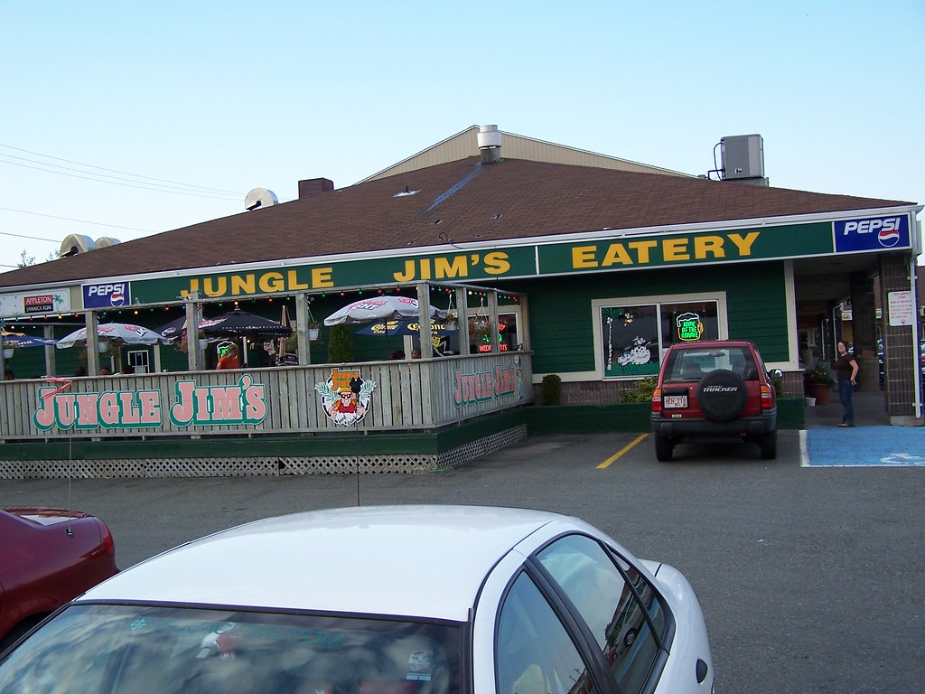The First Jungle Jim's I'ma fan of Jungle Jim's restuarant… Flickr