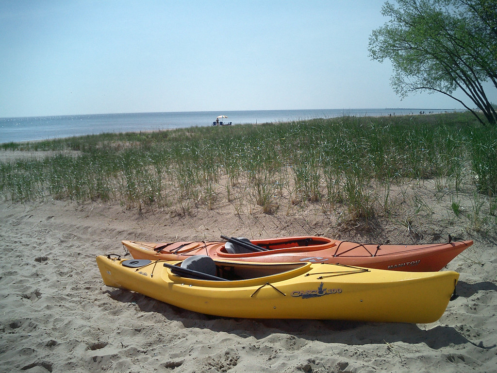 Kayaks We tried our kayaks on the lake on Monday morning. Naoko
