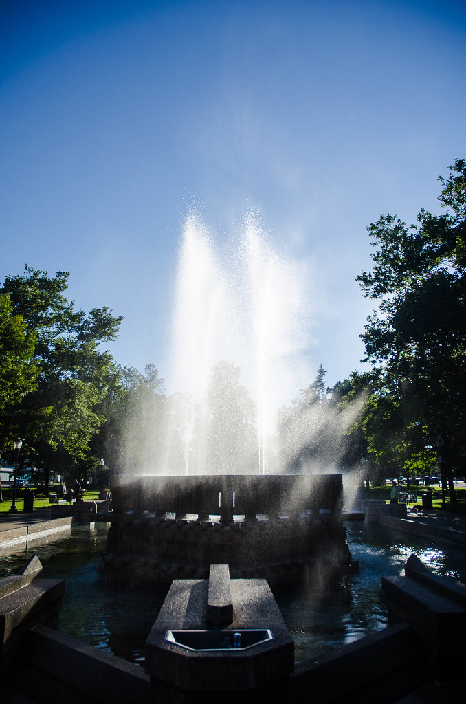 Fountain of the Pioneers Bronson Park Kalamazoo, MI Flickr
