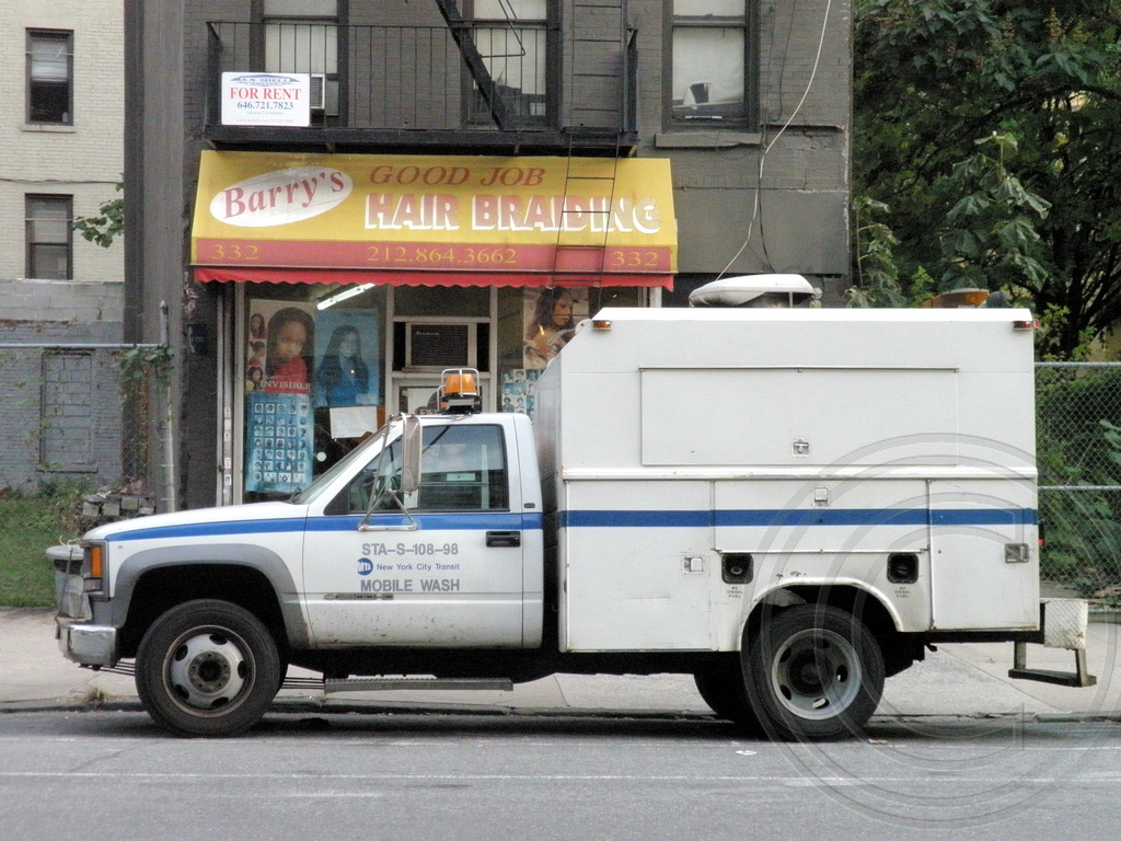 MTA New York City Transit Mobile Wash Truck, Harlem, New Y… Flickr