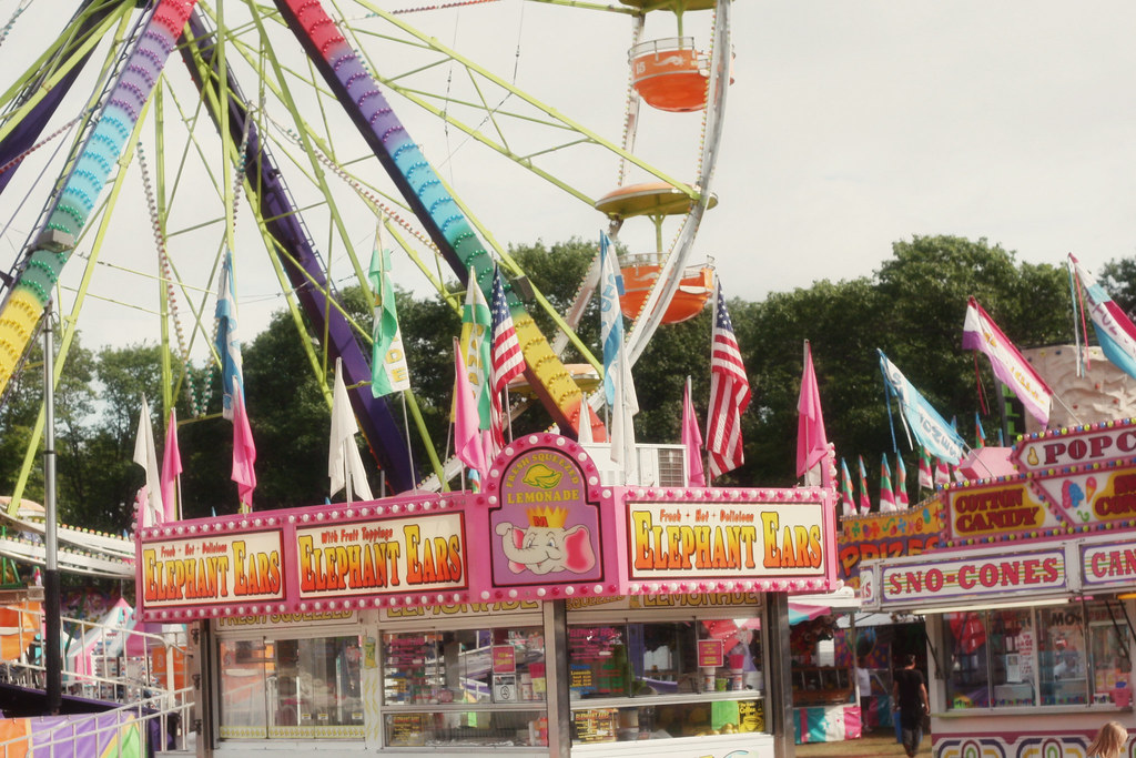 Country Fair Let's all go to the country fair, there's blo… Flickr
