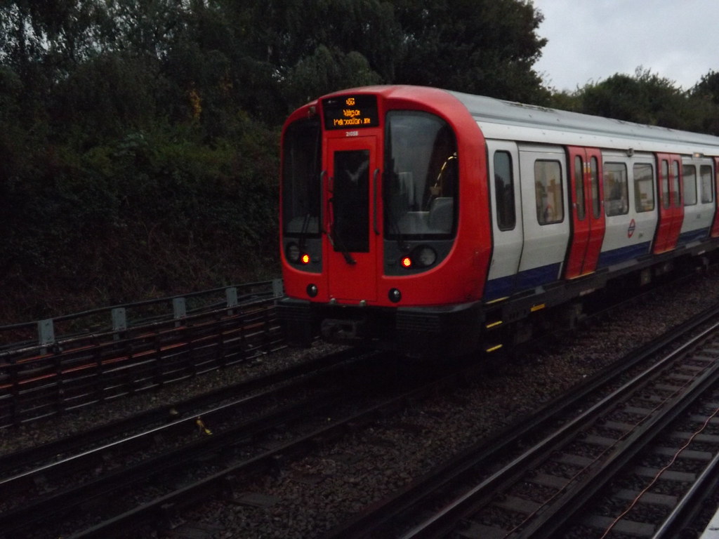21058 Dollis Hill 1 a photo on Flickriver