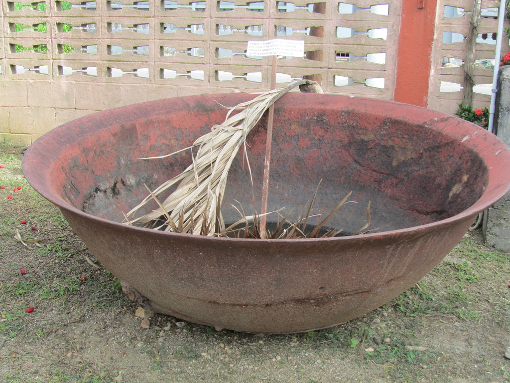 Old Caribbean Copper Pot These were common on sugar cane p… Flickr