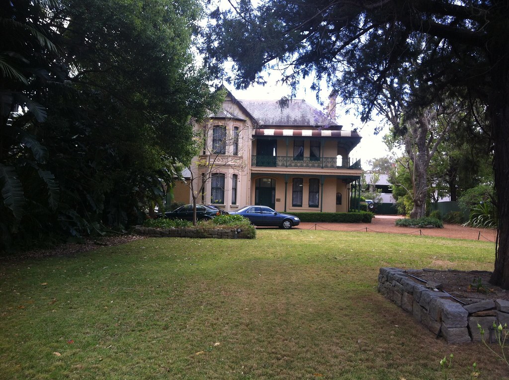 Parramatta Phillip St Willow Grove 8.10.2013 1 Parracity Flickr