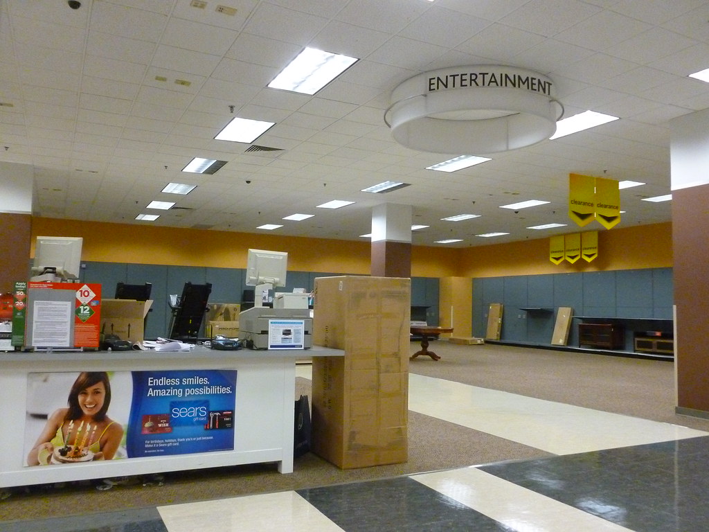 Sears TriCounty Mall, Cincinnati, OH (115) An entertain… Flickr