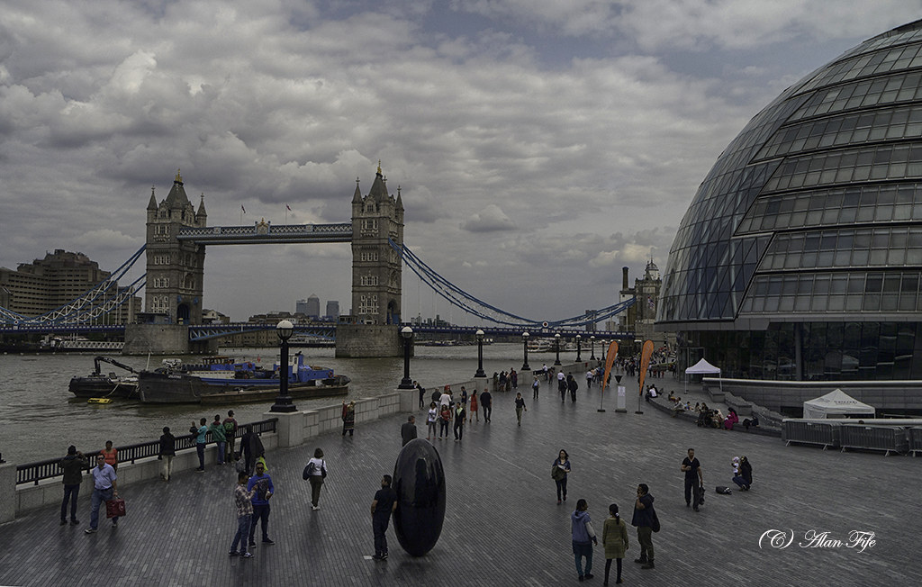 City Hall and Tower Bridge Alan Fife Flickr