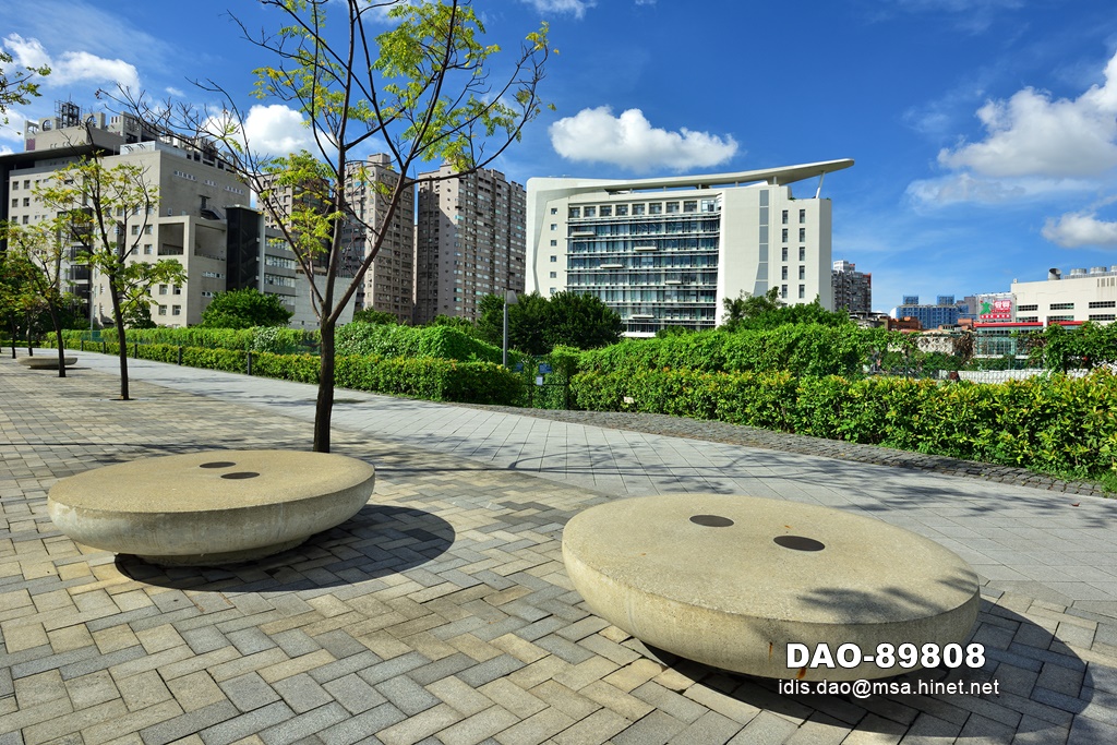 DAO89808 新北市立圖書館新總館,圖書館,台北遠東通訊園區,Tpark,遠東通訊園區,新北市,板橋區,公園… Flickr