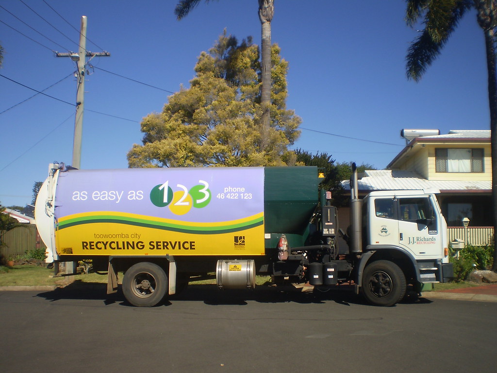 Toowoomba Recycling This is one of the old JJ Richards tru… Flickr