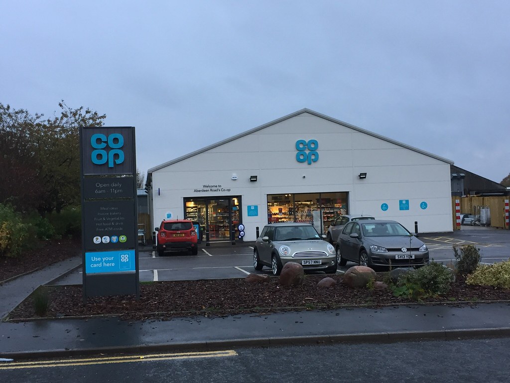 Coop, Aberdeen Road, Laurencekirk Cooperative Group ne… Flickr