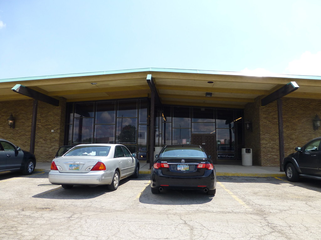 Macy's Furniture Gallery in Columbus This was originally a… Flickr