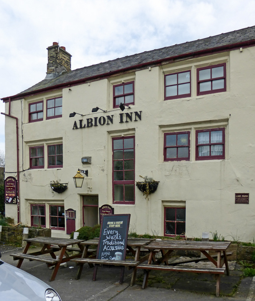 Albion Inn, Liversedge Tim Green Flickr