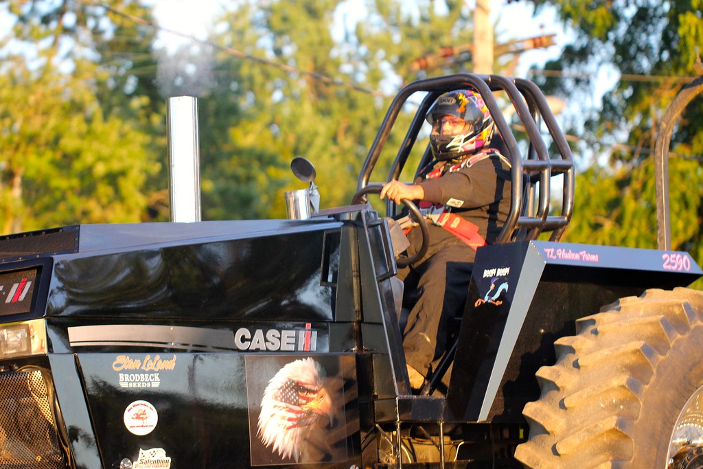 Black Case Harvester International Case Tractor Pulling … Flickr