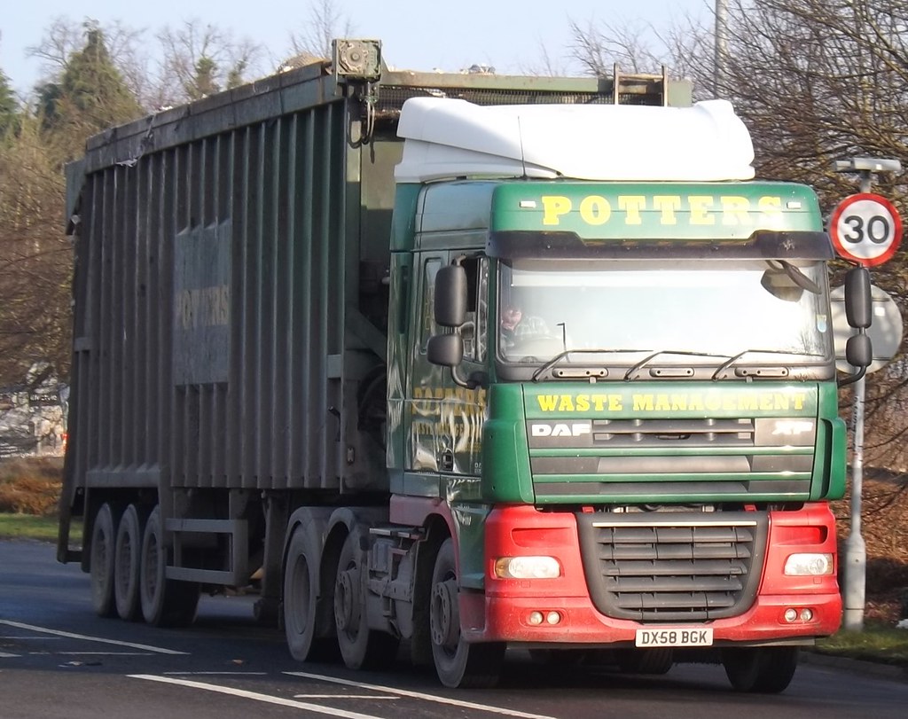 Potters group DX58 BGK at Welshpool Joshhowells27 Flickr