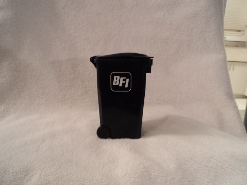 mini bin, BFI, Otto BFI mini garbage can extrashman1967 Flickr