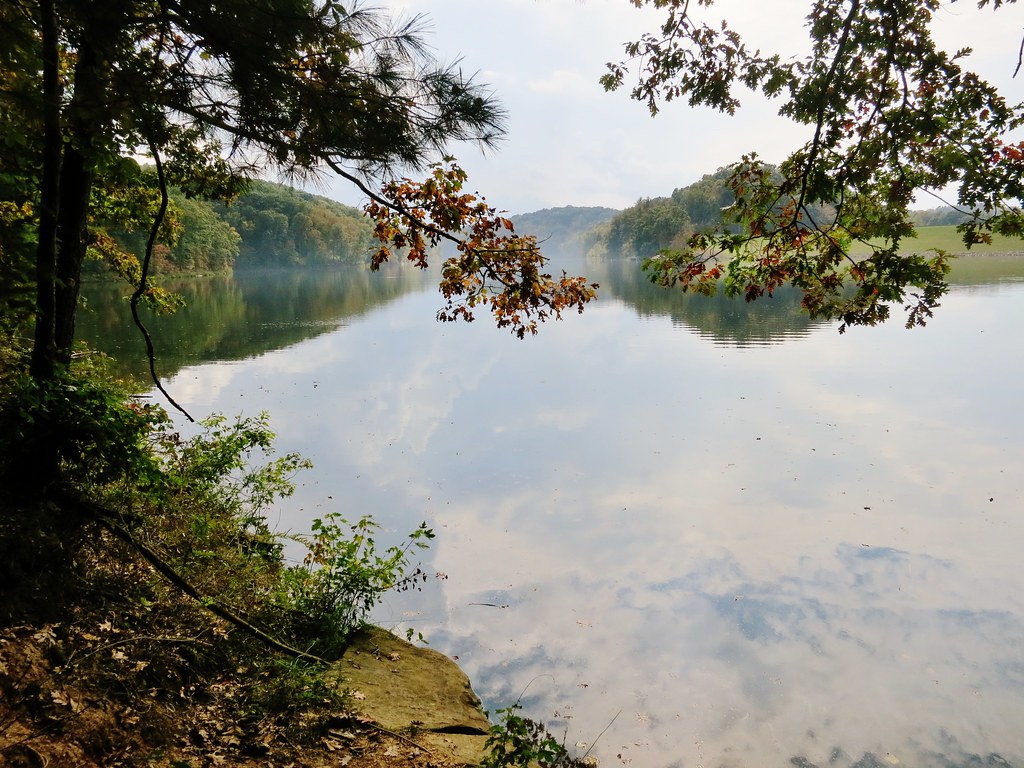 Burr Oak lake, Lakeview trail, Wayne National Forest Ath… Flickr