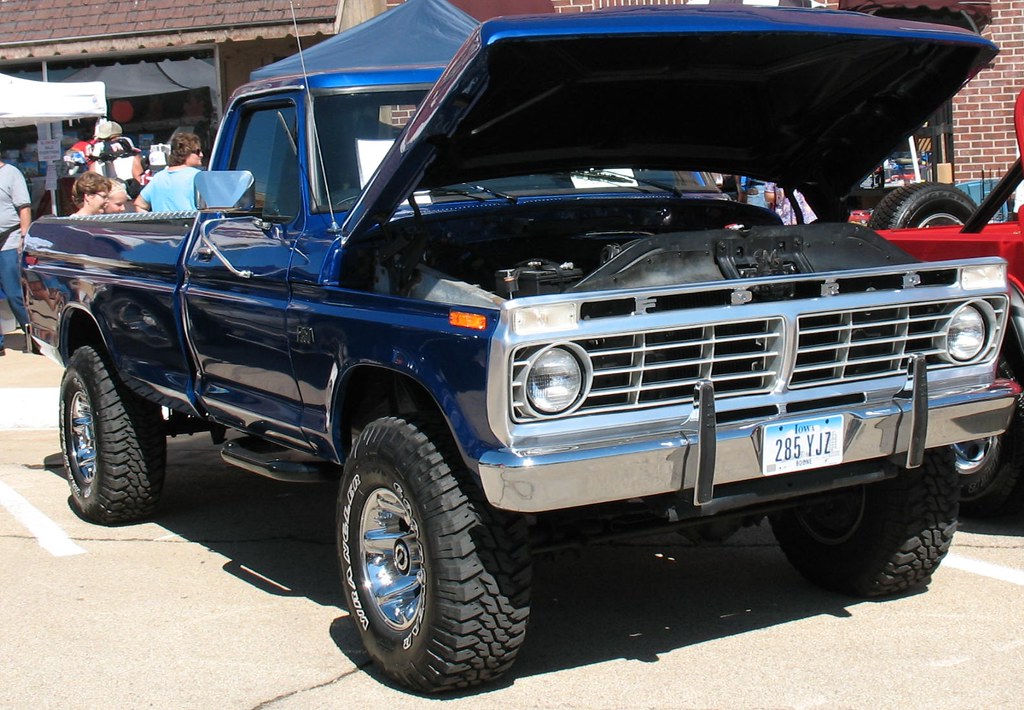 Riding High F150 4X4, seen at the Amboy, Illinois Car Sho… Flickr