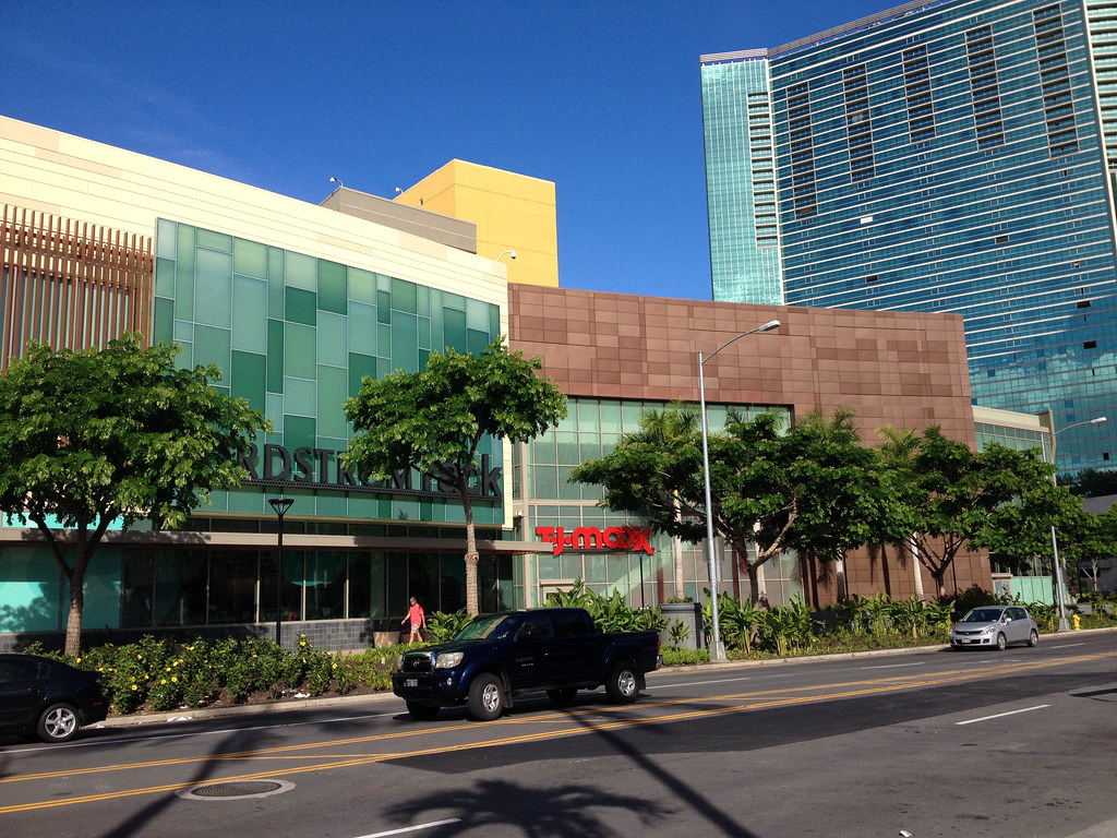 nordstrom rack nordstrom's outlet in honolulu lazy fri13th Flickr