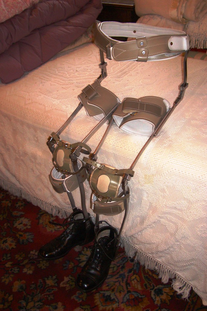 Leg braces sitting on the bed HKAFO leg braces and ortho b… Flickr