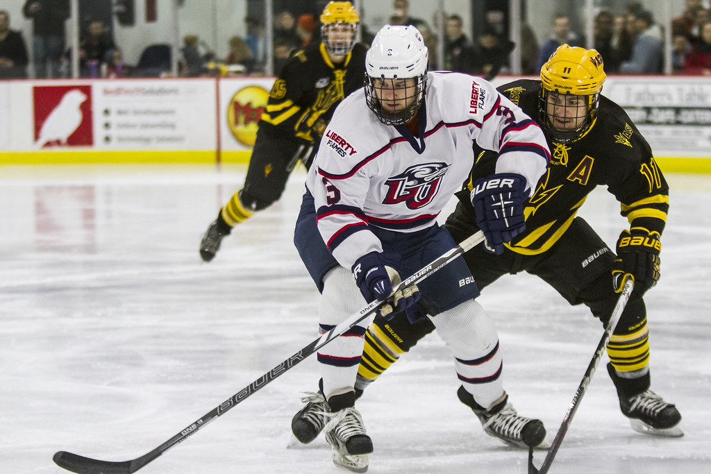 20140124_0133JH_0062 Liberty University's men's D1 Hockey … Flickr