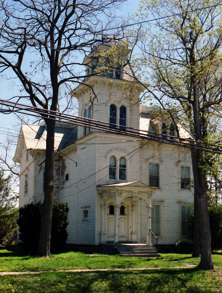 2001CS00 house 75 Market St., Attica, NY Walter Etten Flickr